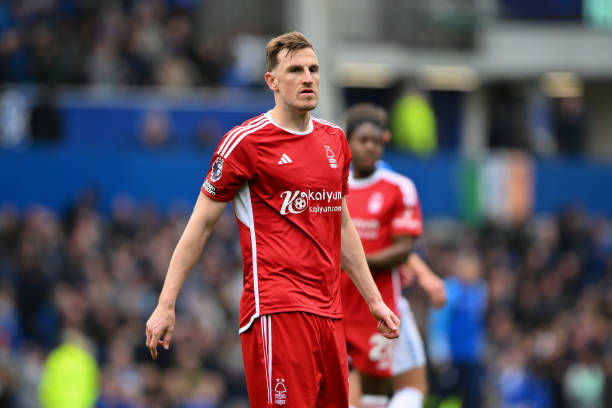 向于通过两 向于通过两